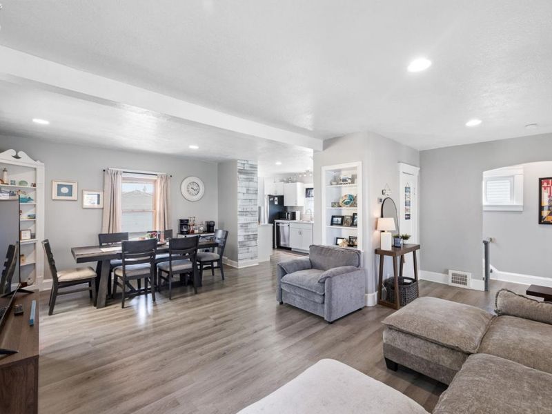 147 Hamilton Street, Elyria, OH 44035 Photo 4