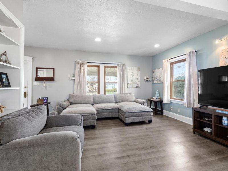 147 Hamilton Street, Elyria, OH 44035 Photo 5