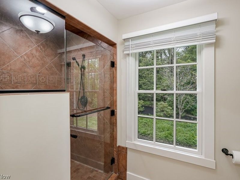 967 Robinwood Hills Drive , Bath, OH 44333 Photo 20