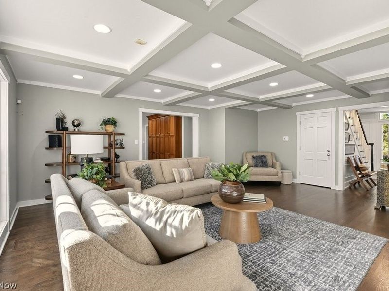 967 Robinwood Hills Drive , Bath, OH 44333 Photo 7