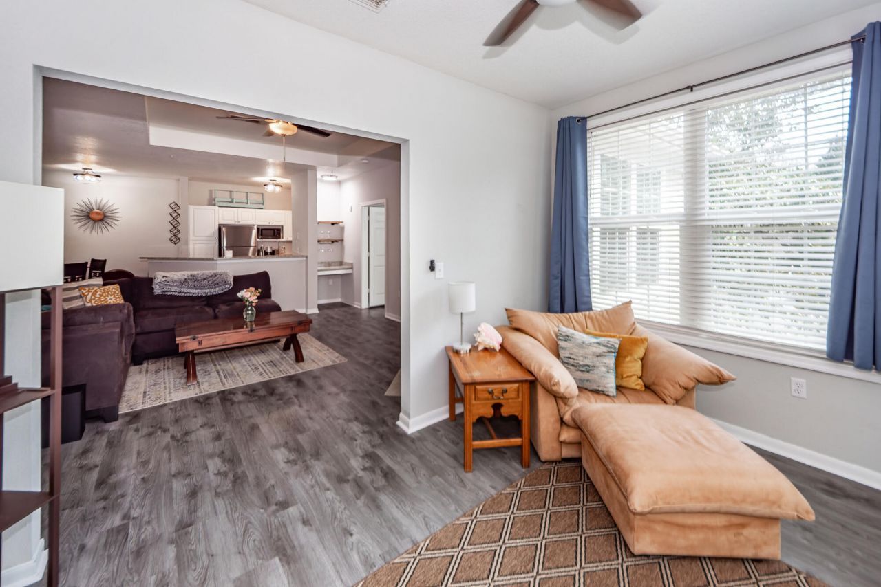 60 Fenwick Hall Allee Alley Photo 18