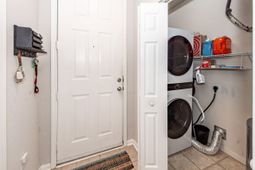 60 Fenwick Hall Allee Alley photo 4