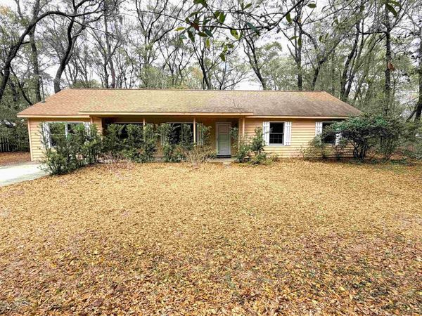 51 Hussey Ct., Pawleys Island, SC 29585