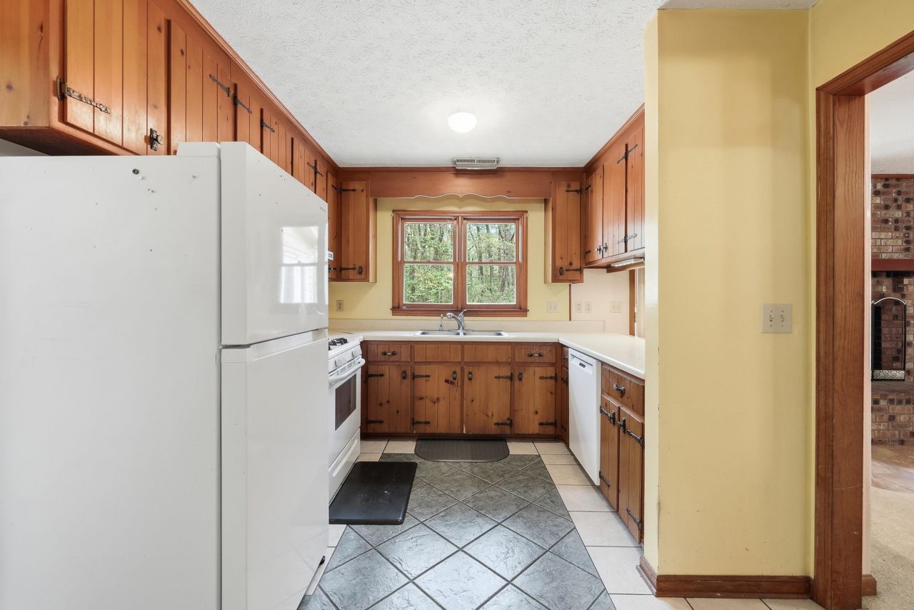 51 Hussey Ct. Photo 18