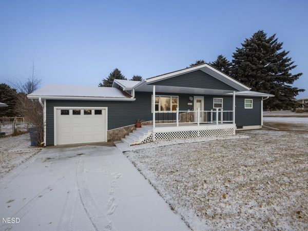 607 N MAIN STREET, Estelline, SD 57234