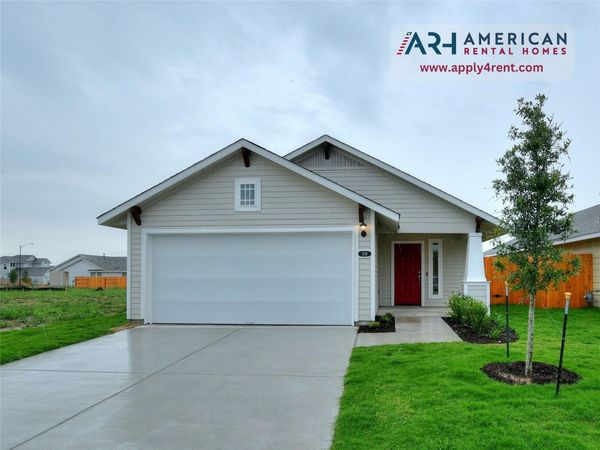 208 Trailside LN, Bastrop, TX 78602