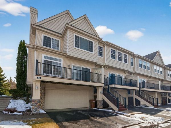 4342 Victor Path, Unit 12, Hugo, MN 55038