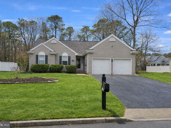 1751 BREAKERS DRIVE, MANAHAWKIN, NJ 08050