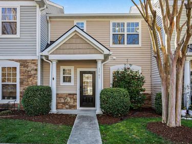 2707 Sunny Corners Court, Raleigh, NC 27614