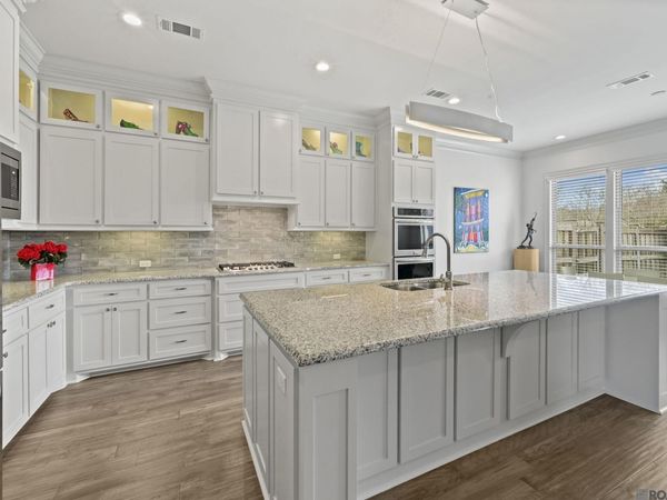 42387 Greens View Dr, Gonzales, LA 70737