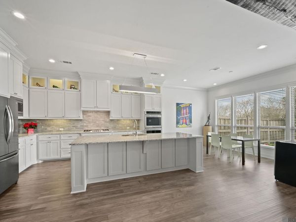 42387 Greens View Dr, Gonzales, LA 70737