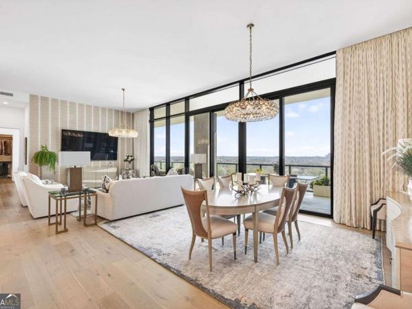 2425 Peachtree Road NE, Unit 1704, Atlanta, GA 30305