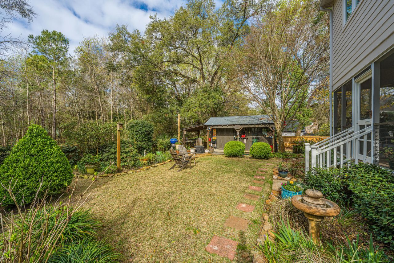 1109 Lazy Lane Court Photo 37