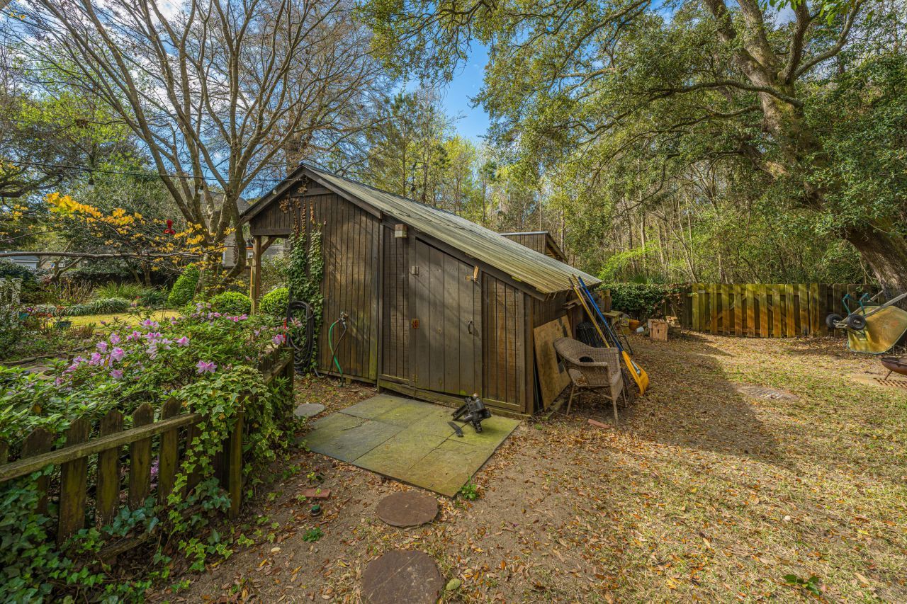 1109 Lazy Lane Court Photo 44