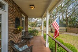 1109 Lazy Lane Court photo 4