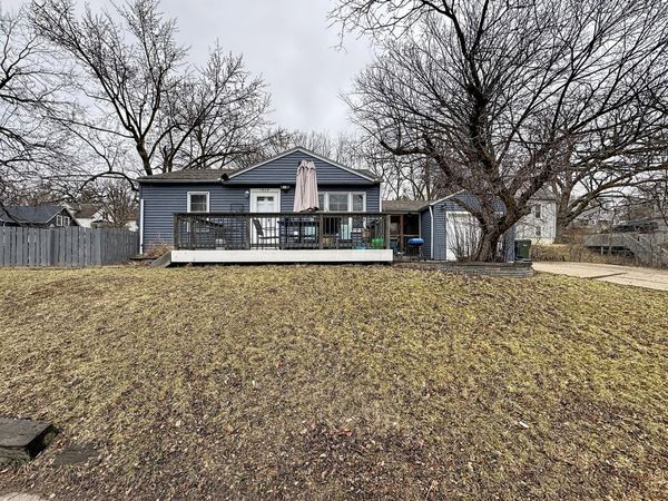 1404 Kirkwood Boulevard, Davenport, IA 52803