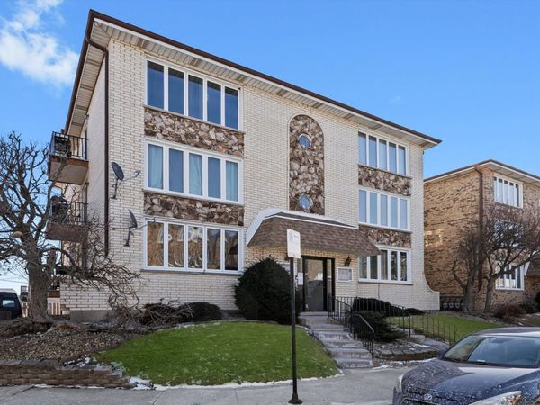 6237 S Newland Avenue, Unit 1N, Chicago, IL 60638