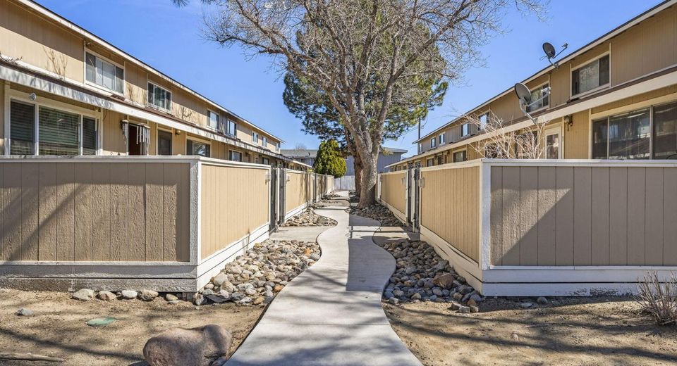 401 Allouette Way, Unit 02, Carson City, NV 89706 Photo