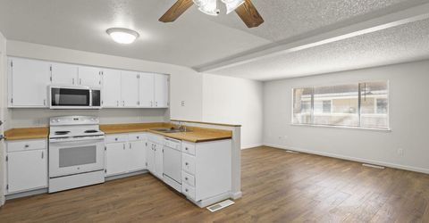 401 Allouette Way, Unit 02, Carson City, NV 89706 Photo