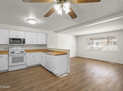 401 Allouette Way, Unit 02, Carson City, NV 89706 Photo