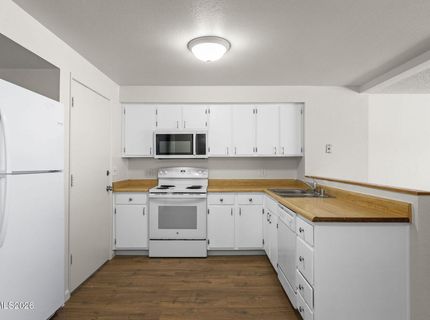 401 Allouette Way, Unit 02, Carson City, NV 89706 Photo