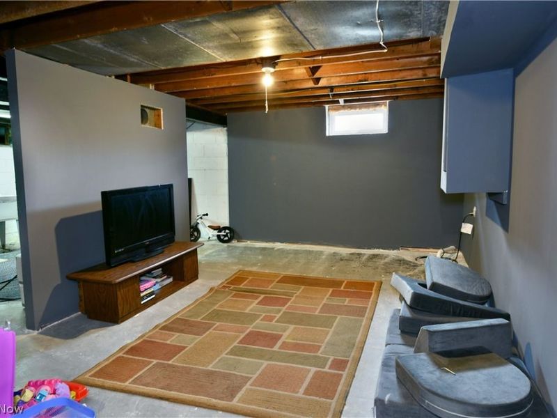 135 Clingan Street, Hubbard, OH 44425 Photo 47