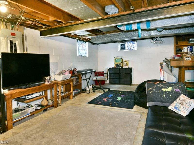 135 Clingan Street, Hubbard, OH 44425 Photo 48