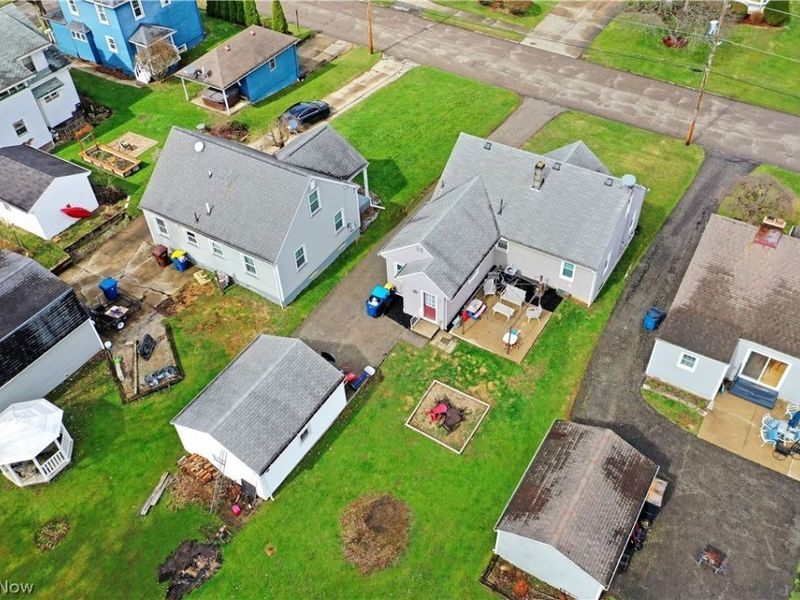 135 Clingan Street, Hubbard, OH 44425 Photo 8