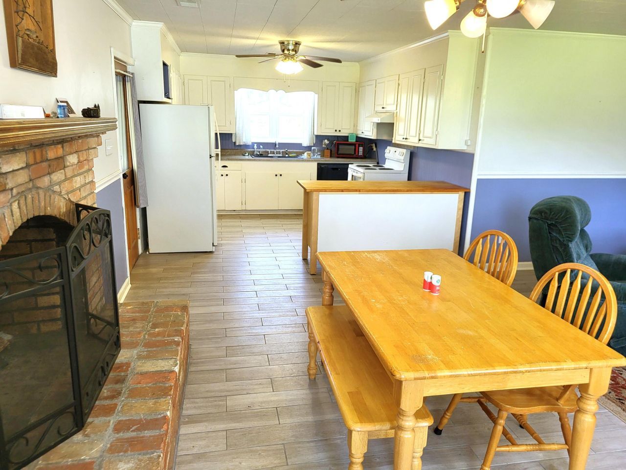 430 Fountain Lake Drive Photo 10