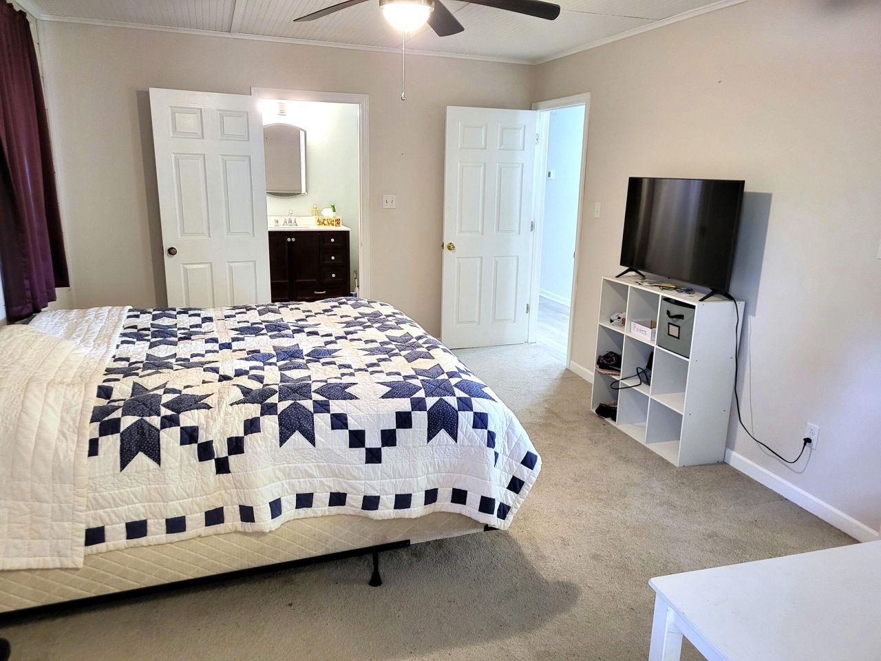 430 Fountain Lake Drive Photo 12