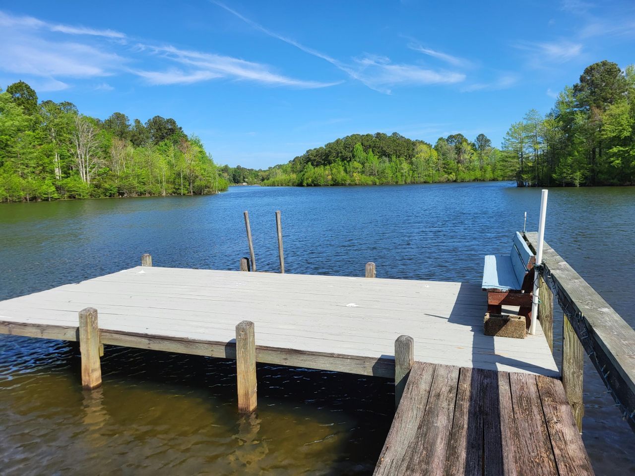 430 Fountain Lake Drive Photo 2