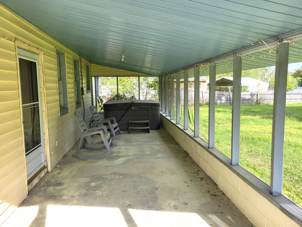 430 Fountain Lake Drive Photo 24