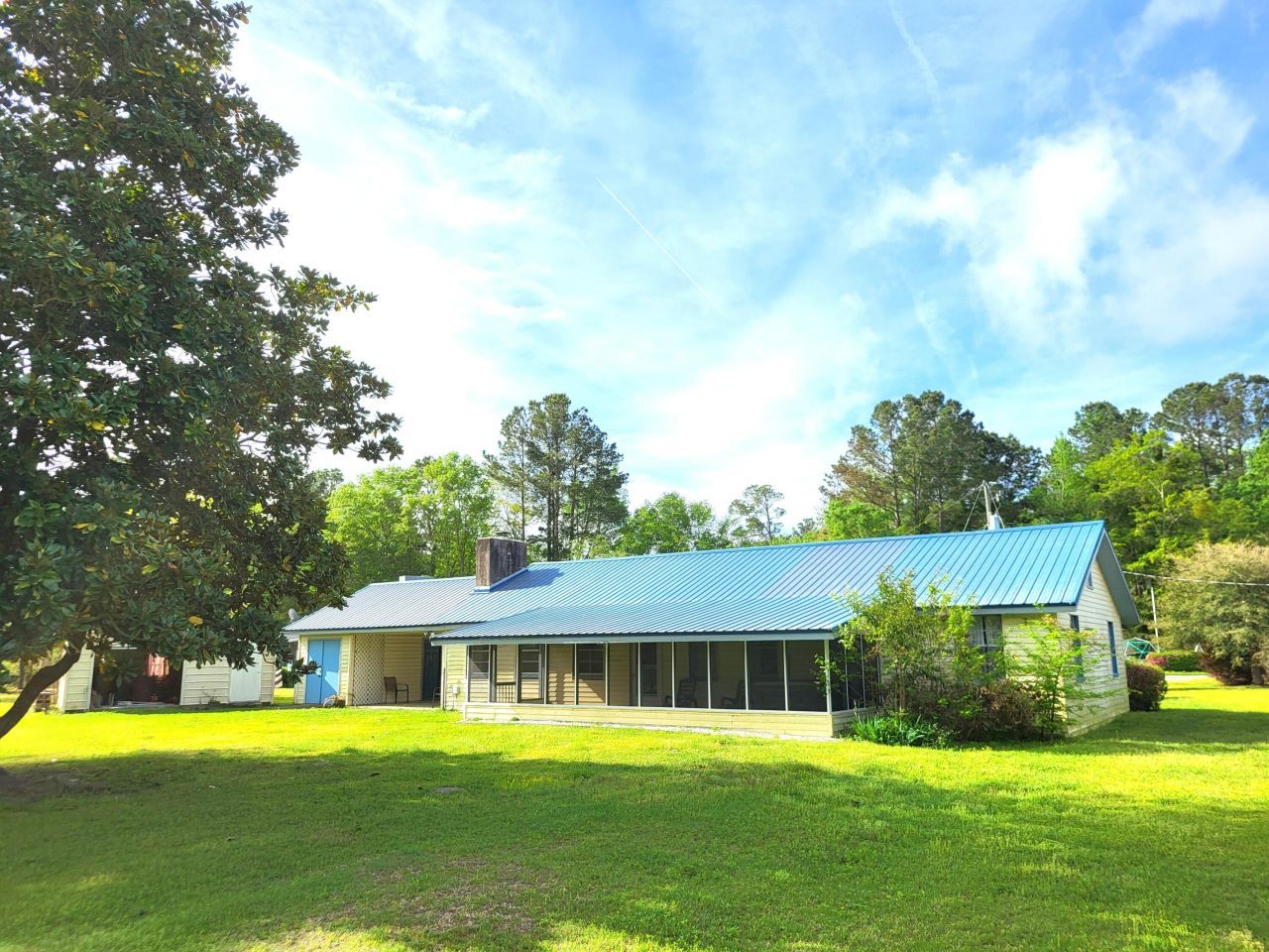 430 Fountain Lake Drive Photo 4