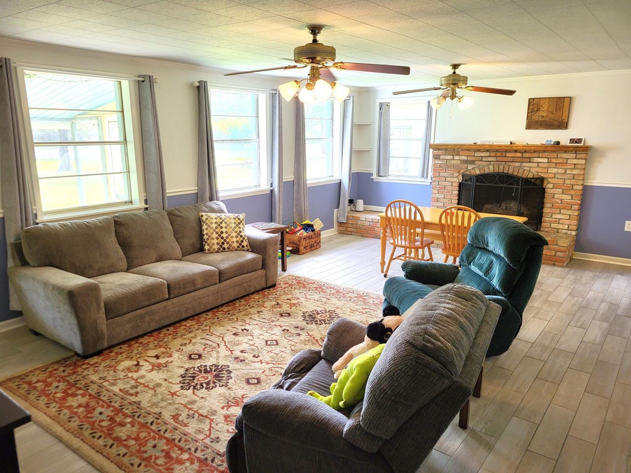 430 Fountain Lake Drive Photo 6