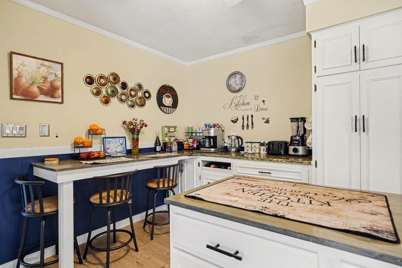 1607 Mcdermott St. Photo 12