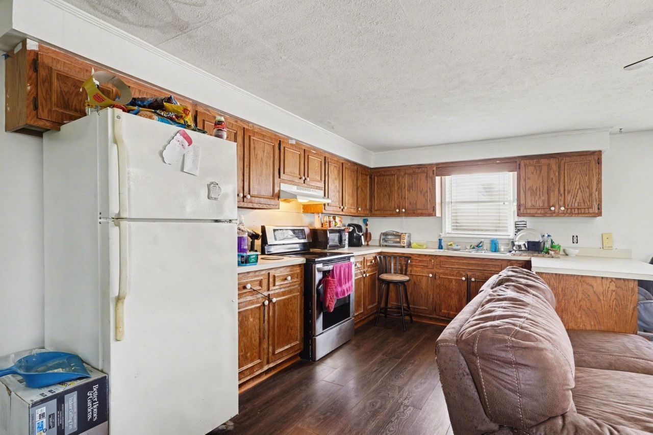 1607 Mcdermott St. Photo 14