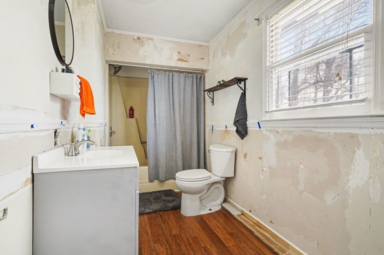 1607 Mcdermott St. Photo 18