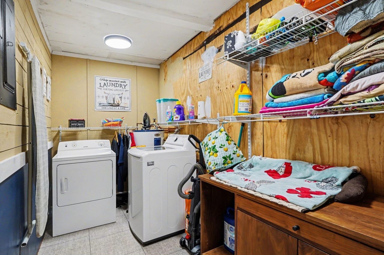 1607 Mcdermott St. Photo 27