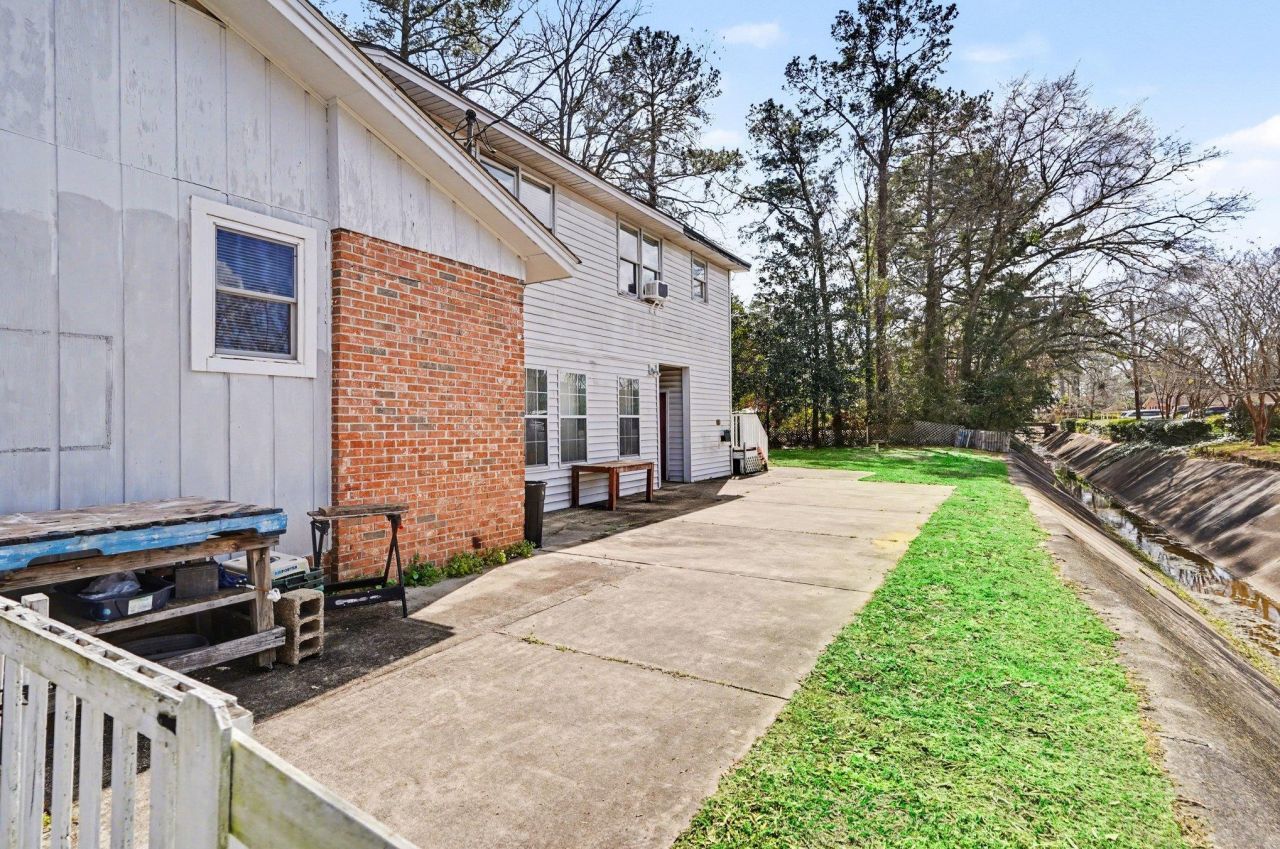 1607 Mcdermott St. Photo 28