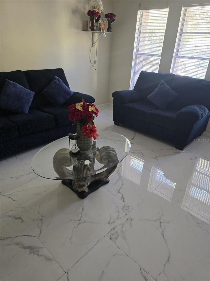 208 58th Avenue E, Bradenton, FL 34203 Photo