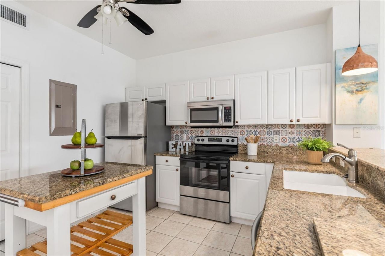 2002 Bal Harbor Boulevard, Unit 312, Punta Gorda, FL 33950 Photo