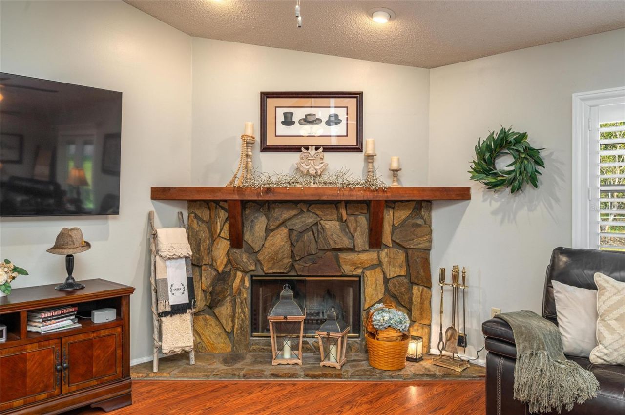 334 Palmview Circle N, Auburndale, FL 33823 Photo