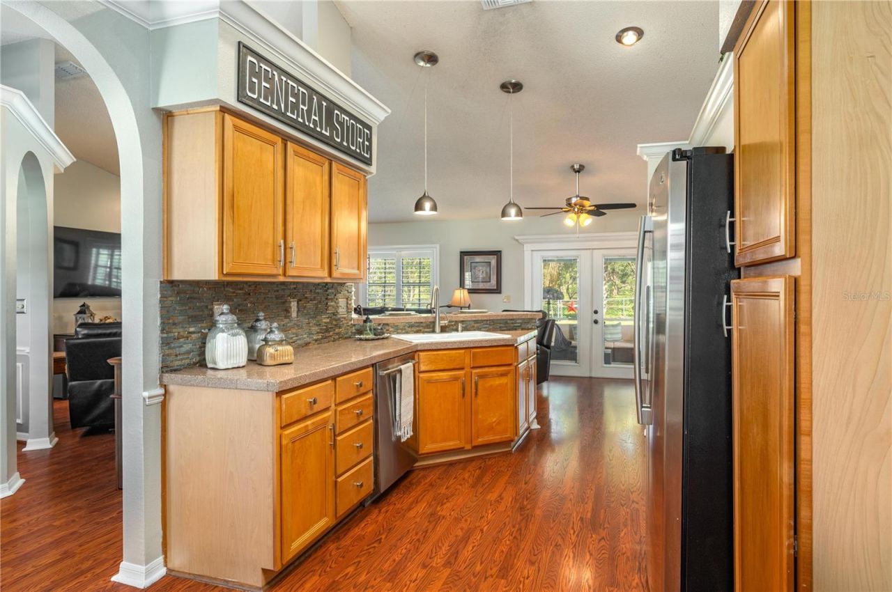 334 Palmview Circle N, Auburndale, FL 33823 Photo