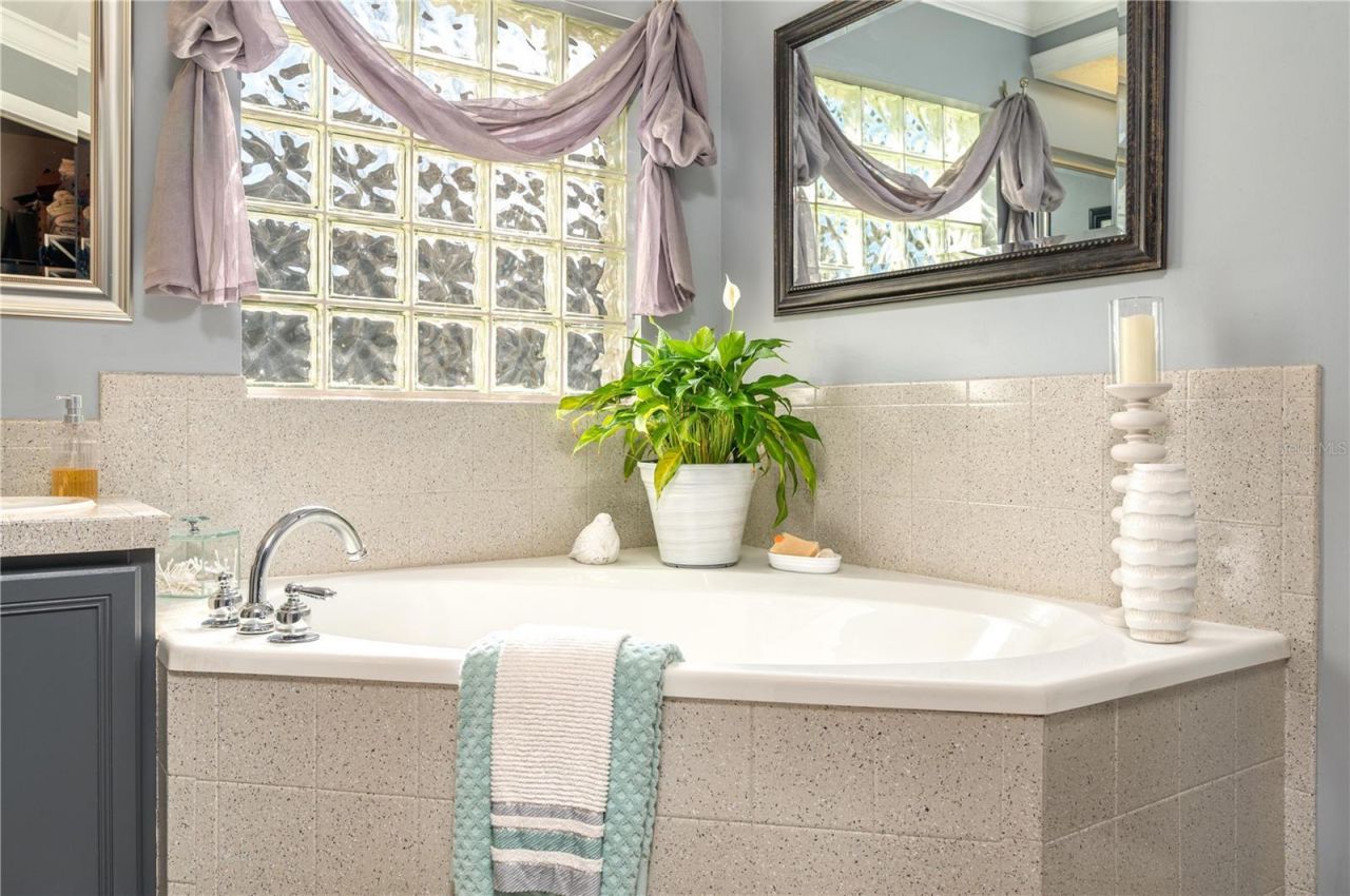 334 Palmview Circle N, Auburndale, FL 33823 Photo