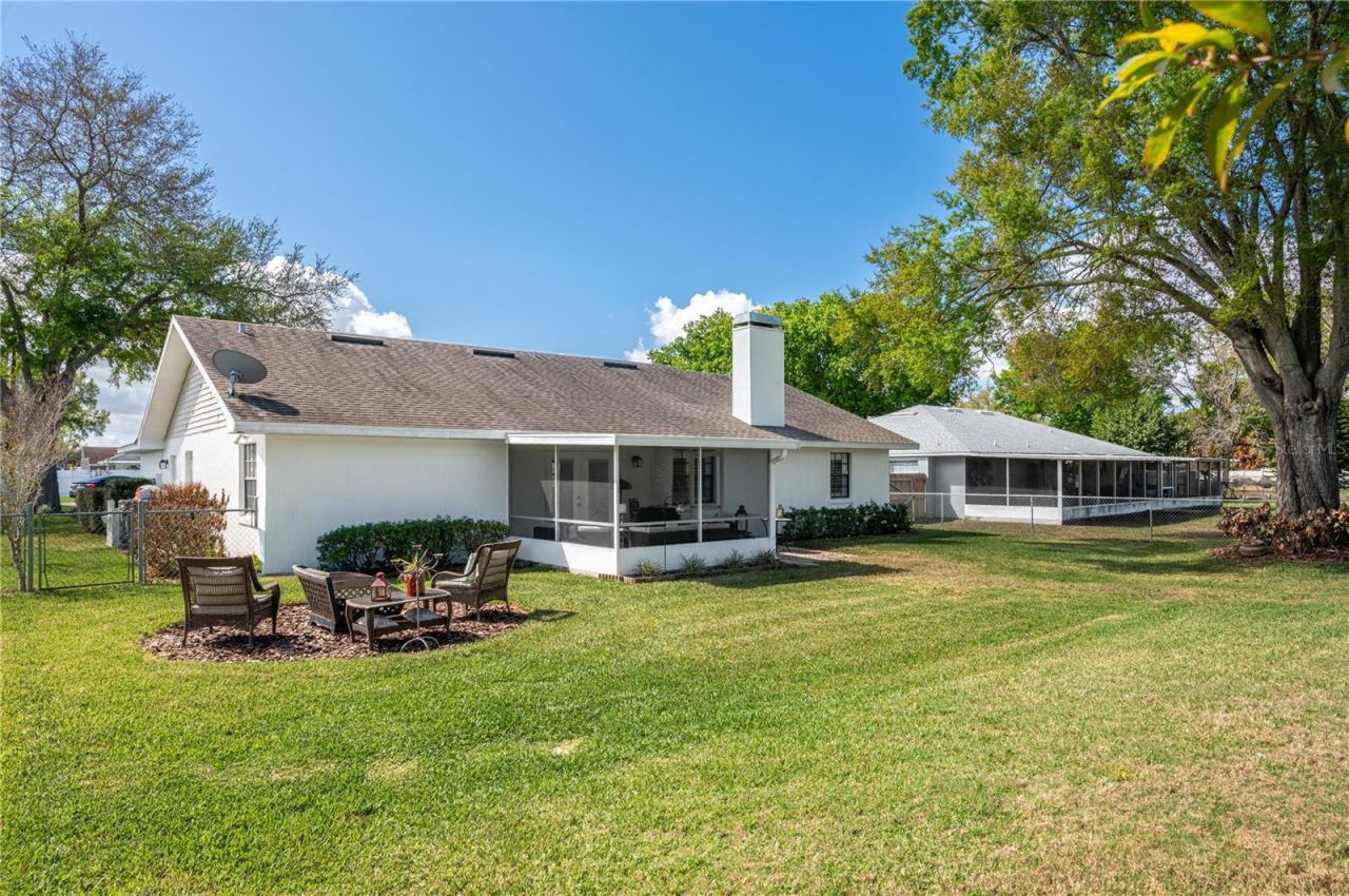 334 Palmview Circle N, Auburndale, FL 33823 Photo