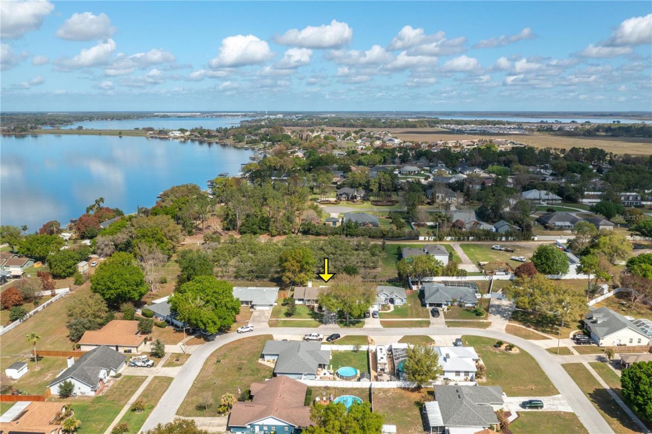 334 Palmview Circle N, Auburndale, FL 33823 Photo