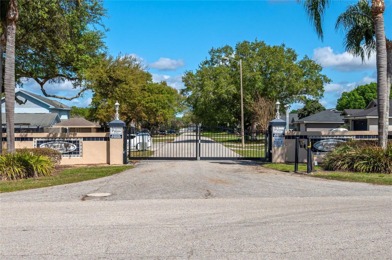 334 Palmview Circle N, Auburndale, FL 33823 Photo