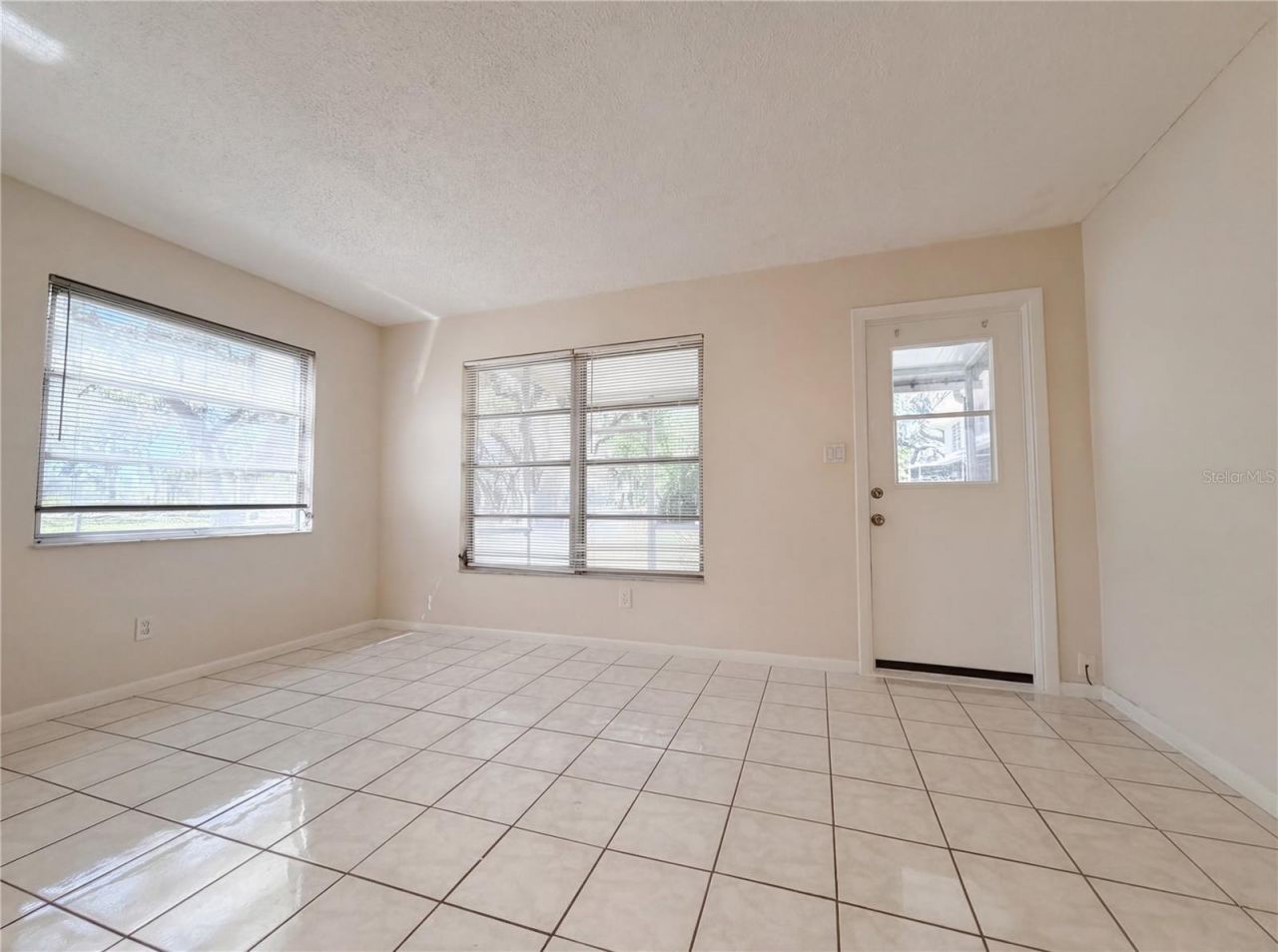 219 Amherst Avenue, Unit 105, Sarasota, FL 34232 Photo
