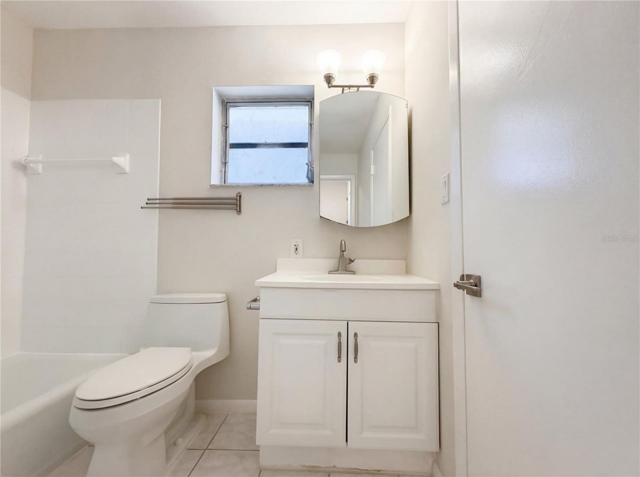 219 Amherst Avenue, Unit 105, Sarasota, FL 34232 Photo