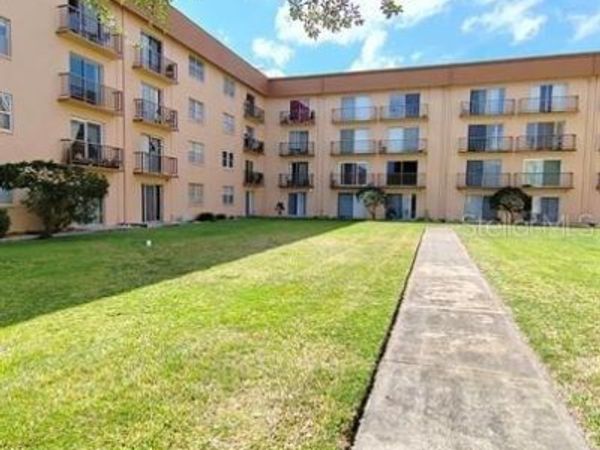 5820 N CHURCH AVENUE, Unit 112, TAMPA, FL 33614